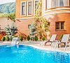 Отель Alm House п. Красная Поляна - официальный сайт
