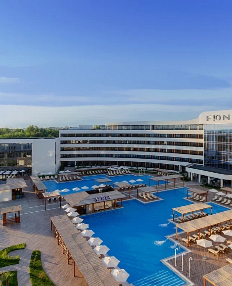 Отель «Fюnf Luxury Resort & SPA» Витязево (Анапа)