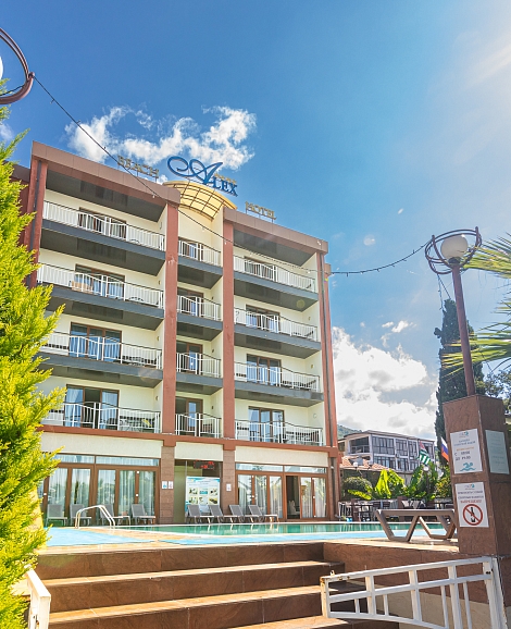 Отель «Alex Resort & Spa Hotel» Гагра